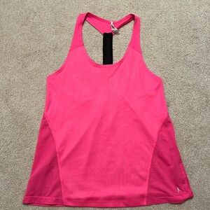 Pink work out top
size small (4-6)